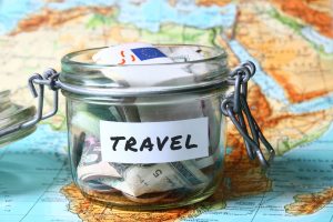 save money while traveling